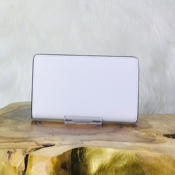 Michael Kors Jet Set Travel Slim Bifold Wallet - Picture 4 of 8